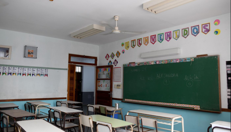 Cuatro gremios docentes bonaerenses convocaron a un paro por salarios