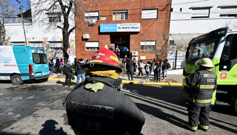 Se incendió una caldera del Hospital Noel Sbarra y evacuaron a los chicos internados por precaución