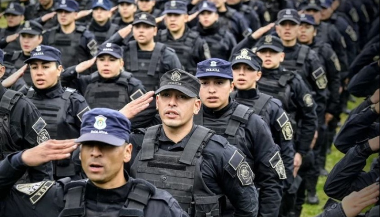 La Provincia anunció un aumento salarial del 7% para las fuerzas de seguridad
