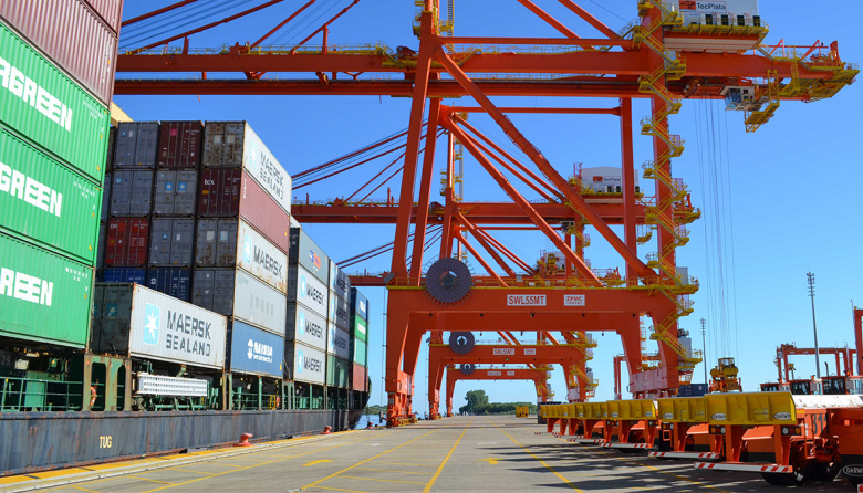 El Gobierno intimó a 536 trabajadores para destrabar el paro que paraliza los puertos argentinos