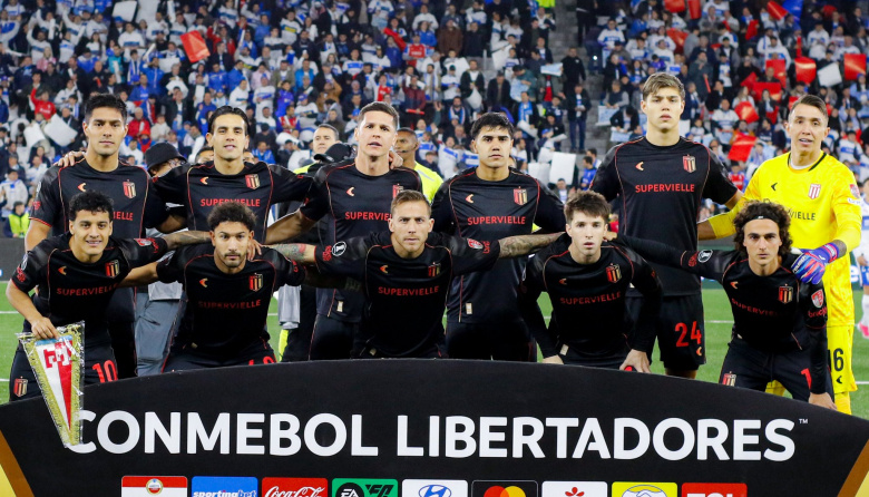 Estudiantes goleó a Universidad Católica y avanzó a cuartos de la Libertadores