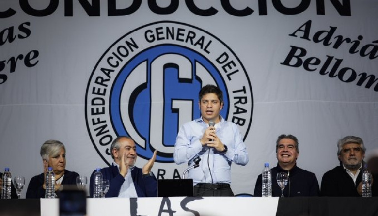 Axel llamó en Chaco a armar un frente federal para “terminar con este experimento de ultra derecha”