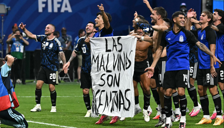 FIFA sancionó a Argentina por la bandera de Malvinas: las multas y castigos