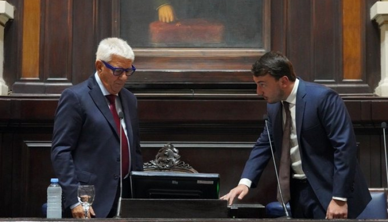 Romo asumió como vicepresidente en Diputados; celebró Santiago Caputo: "Se preparo toda la vida"