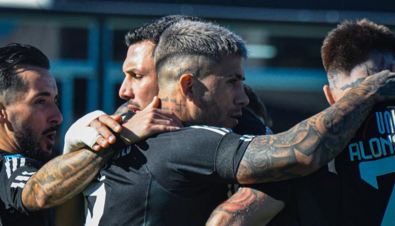 Riestra le ganó 2-0 a Estudiantes y profundizó su mal momento antes del clásico