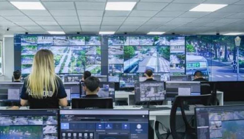 La Plata actualiza su sistema de monitoreo: instalarán 1.300 nuevas cámaras