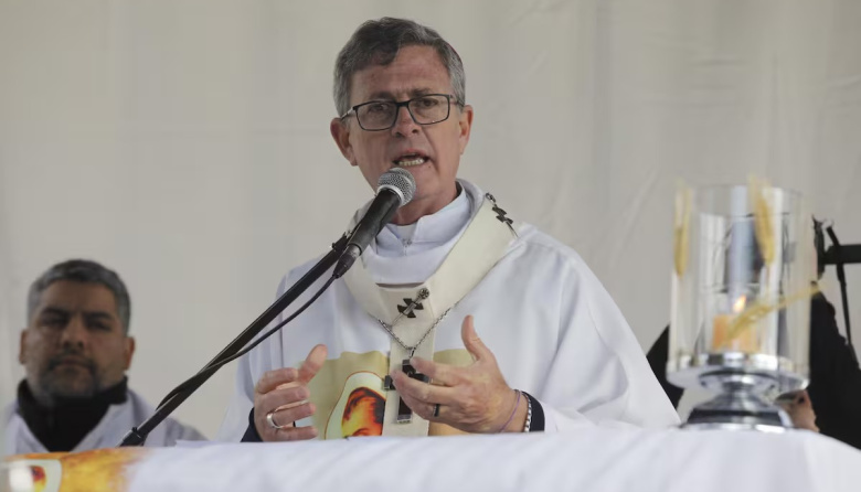 García Cuerva dio detalles de la visita de León XIV; el Papa hace carne el legado de Francisco, una cárcel, un cotolengo y cercanía con los fieles