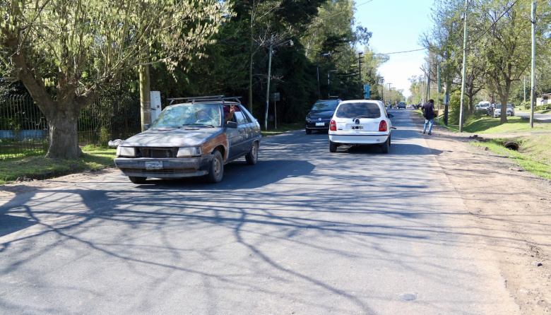 La Plata: repararon calles en Villa Elisa, City Bell, El Rincón y Altos de San Lorenzo