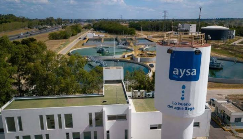 AySA quedó en manos de un grupo cercano a La Libertad Avanza por US$340 millones