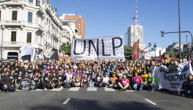 Marcha Federal Universitaria: la UNLP vuelve a movilizarse por el financiamiento
