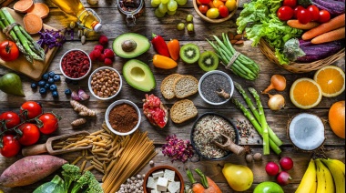 Los 5 alimentos que, según Harvard, le dan poder al cerebro