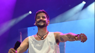 "De adentro pa afuera" el nuevo álbum de Camilo