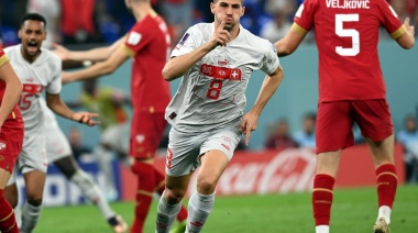 Suiza a octavos de final: le ganó 3-2 a Serbia