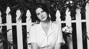 Lana Del Rey tras su polémica en Waffle House: "Ojalá mi álbum se hubiera hecho tan viral"