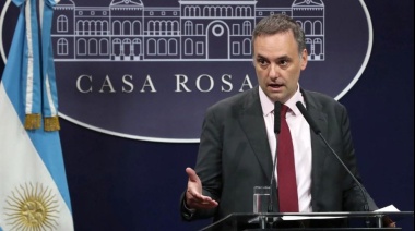 Manuel Adorni también contra Fabiola Yáñez: "Lo terrible que le ocurrió no la exonera de sus pecados o delitos"