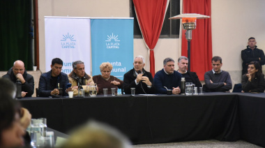 Alak presentó la Junta Comunal de El Peligro y lanzó el plan de obras