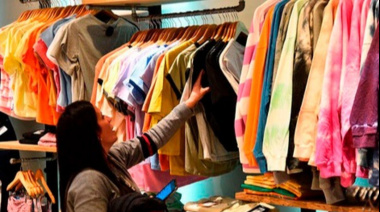 Importación de ropa en Argentina se dispara en 2025: creció un 77% en dólares y un 186% en volumen