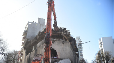 La Plata: los trabajos por la demolición del edificio incendiado podrían extenderse por tres semanas