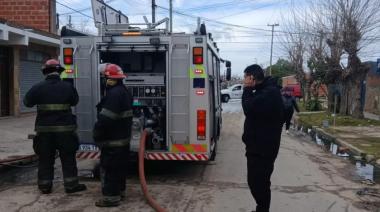 Fuego en Villa Argüello: un incendio consumió una vivienda en plena mañana del sábado