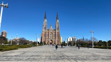 Conmoción en La Plata: murió un hombre en Plaza Moreno