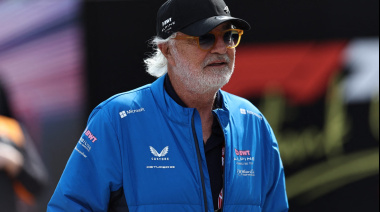 Briatore definió la pelea por la segunda butaca de Alpine en 2026
