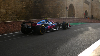 GP Azerbaiyán 2025: a qué hora y cómo ver la carrera de Colapinto en Bakú