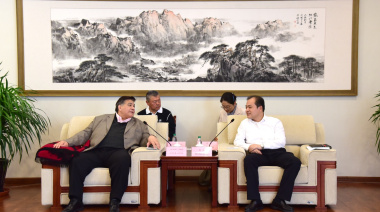 Ishii se reunió en China para firmar acuerdos con la ciudad de Dandong