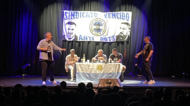 Carrozza y Coroniti llenaron de “vencidos” el Teatro Ópera de La Plata