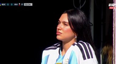 Dua Lipa dijo presente en La Bombonera para vivir el Superclásico entre Boca y River