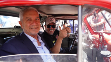 Julio Alak giró en la histórica “Coloradita” junto a Gastón Mazzacane en la previa del Turismo Carretera