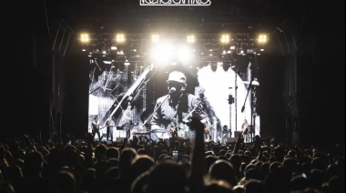 Andrés Calamaro hizo vibrar Noches Capitales y el fin de semana será el turno de Guasones