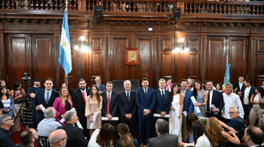 Alak encabezó la jura de los concejales electos y quedó conformado el nuevo mapa legislativo en La Plata