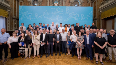 Kicillof propuso crear un consejo provincial de Pymes