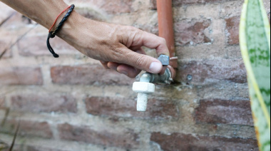 La Plata: vecinos de La Cumbre denuncian falta de agua