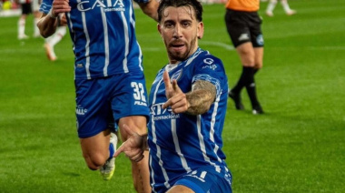 Gimnasia suma otro delantero: cerró la llegada de Auzmendi