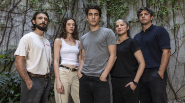 Netflix filma “El Futuro es Nuestro” en La Plata: abrió la convocatoria para extras