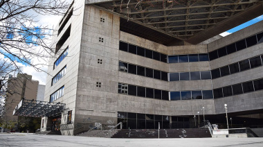 Hallaron a una joven sin vida en el Teatro Argentino de La Plata