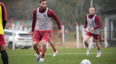 La broma de Leandro González Pirez a Santiago Ascacíbar por su posible debut en Boca