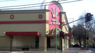 Tragedia en el Bingo La Plata: una mujer se descompensó mientras jugaba y falleció en el lugar