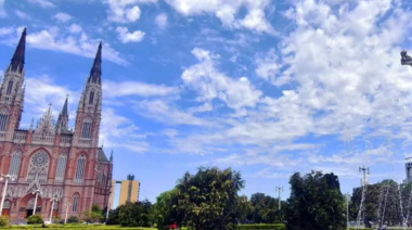 Pronóstico del SMN para La Plata: domingo con sol, 30° y vientos leves