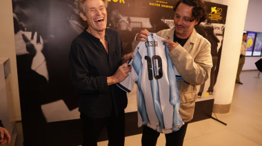 Furor por Willem Dafoe en Buenos Aires: alfombra roja y selfies en el MALBA