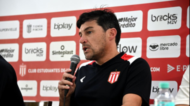 Alexander Medina fue presentado en Estudiantes: ¿Qué dijo en su primera conferencia?