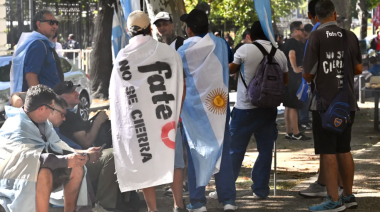 Trabajadores de Fate marcharon en La Plata contra el cierre
