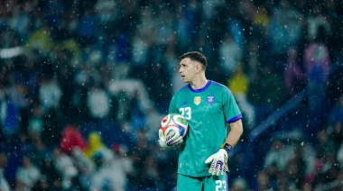 Dibu Martínez, tras el flojo triunfo: “Menos mal que no jugamos la Finalissima, perdíamos”