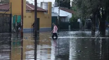 “En dos minutos estabamos bajo agua”: la noche en que La Plata quedó sumergida
