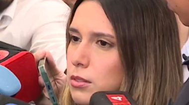 Agostina Páez volvió al país y evitó hablar sobre su cruce con Juan Darthés