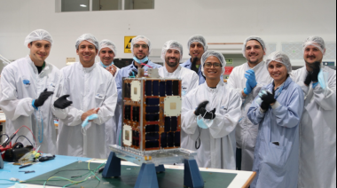 Argentina deja su huella en la Luna con el satélite Atenea en la misión Artemis II