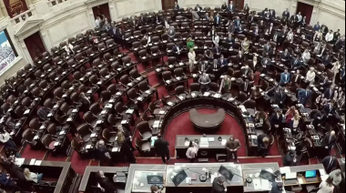 Diputados debate la Ley de Glaciares en medio de la tensión por Adorni