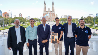 Alak distinguió a científicos de la UNLP por su aporte en la misión Artemis II de la NASA