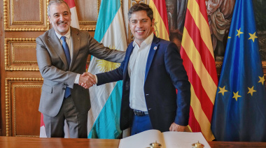 Kicillof se reunió con el alcalde de Barcelona y avanza en un acuerdo de cooperación